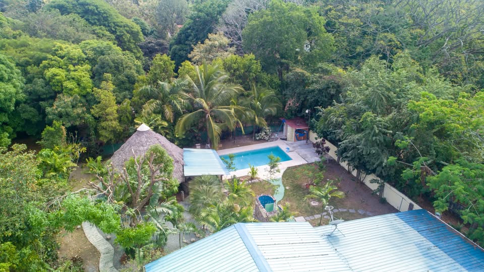 Casa de Campo con Piscina en Alquiler en Santa Clara, Río Hato